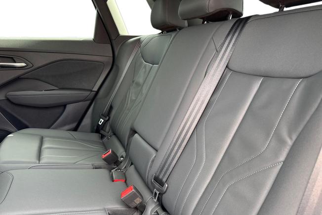 AUDI Q3 Photo 9