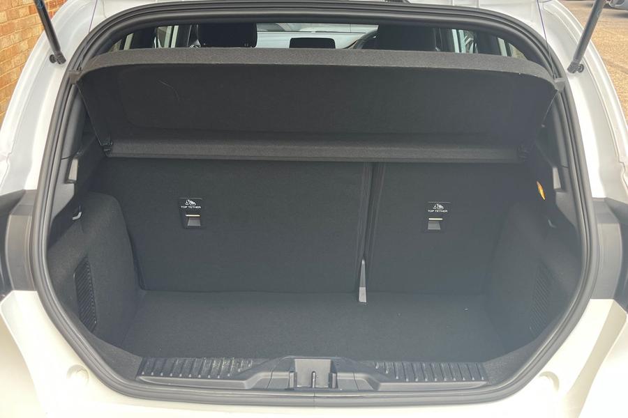 Ford FIESTA Photo autoimg-fb1e021a77f45194a84be06437e7103b9e6289ca.jpg