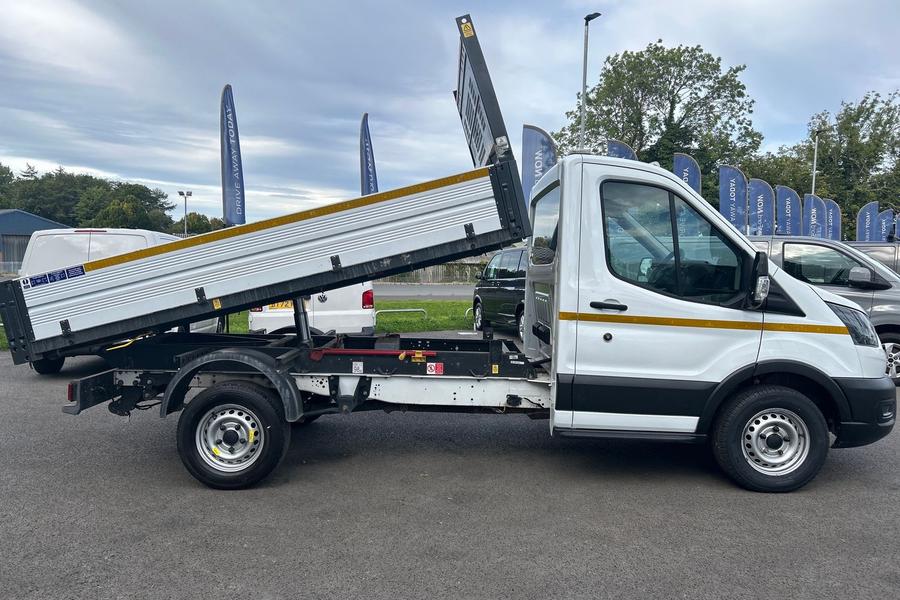 Ford TRANSIT Photo autoimg-fb217a28eb0783dd606476810d1c449f59e2004f.jpg