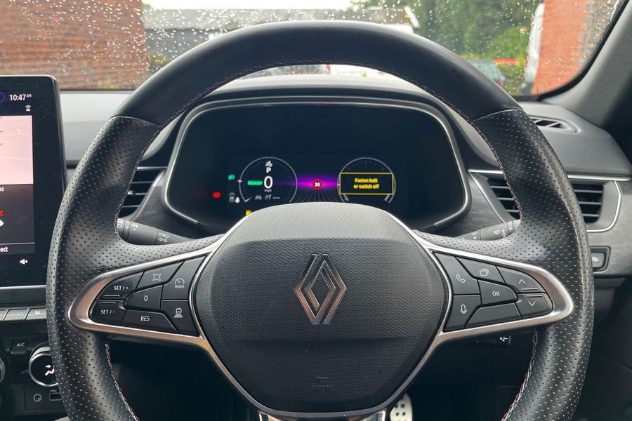 Renault ARKANA Photo autoimg-fb21afd178c14497e761074a3ec30475668695ef.jpg