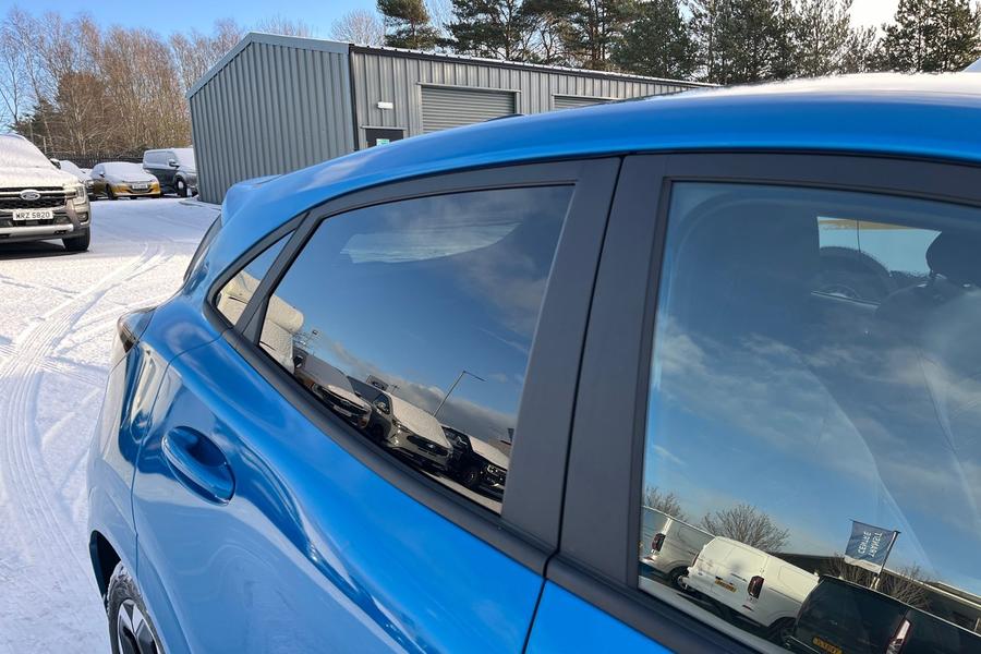 Ford PUMA Photo autoimg-fb21da7d334b83d204347bf6487b396e5adc1abd.jpg