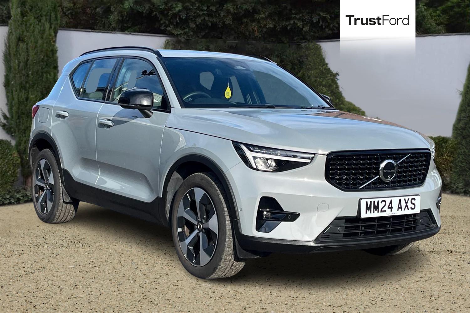 Volvo XC40 Photo 0