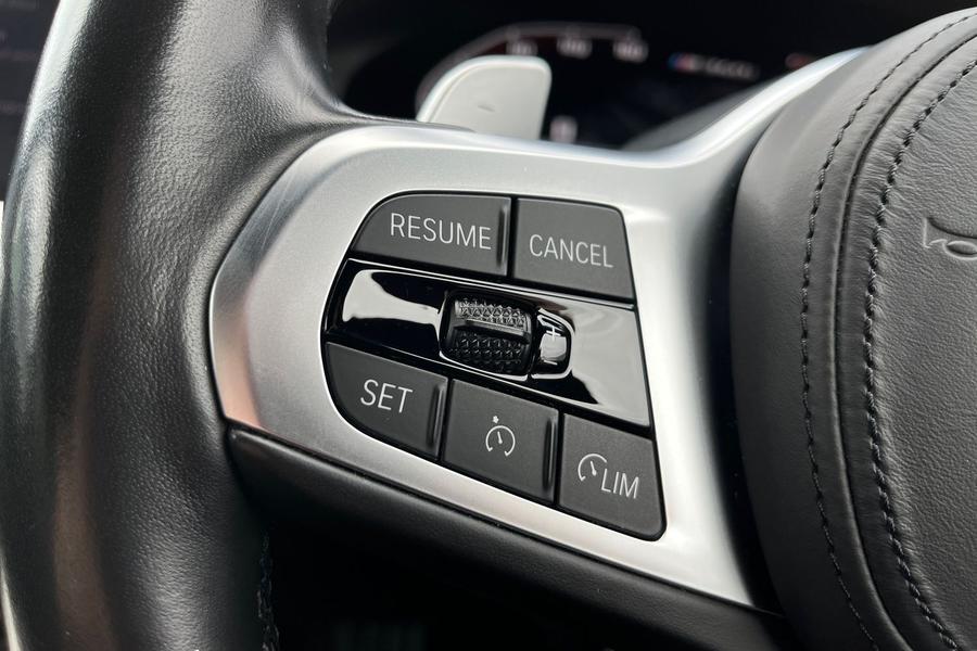 BMW 3 Series Photo autoimg-fb22cf24dfbcaa968a3aff06c8b8adb505ae5be5.jpg