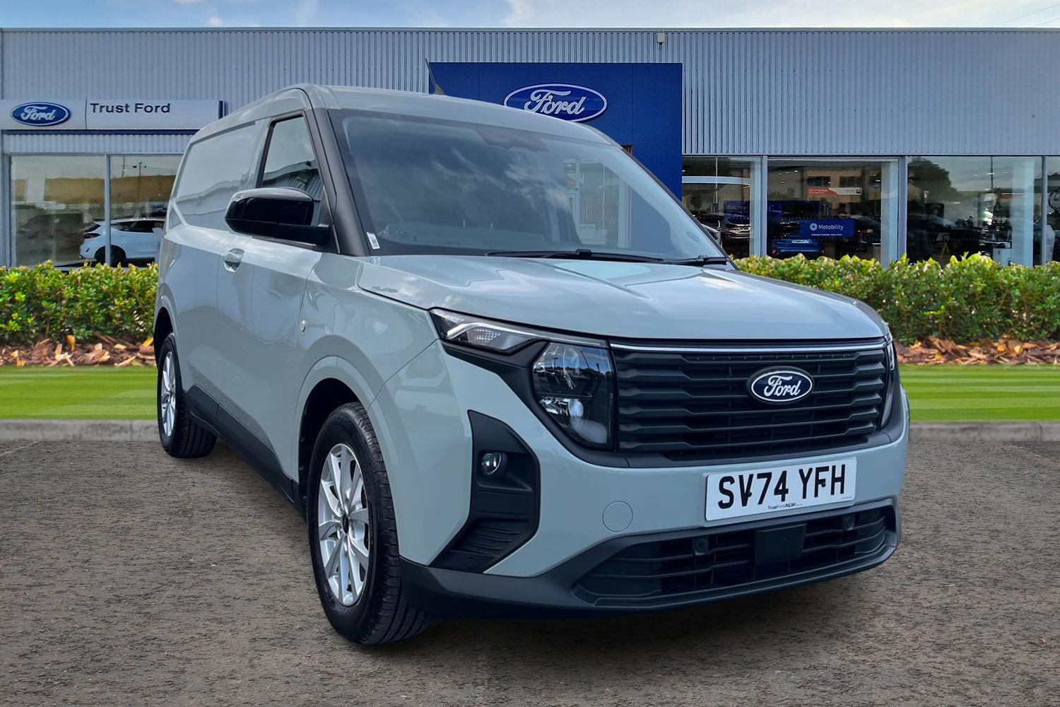 Ford TRANSIT COURIER Photo 0