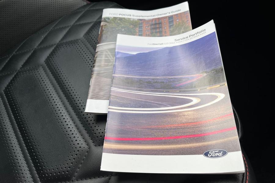 Ford Focus Photo autoimg-fb2349d962cdec8c5f0c7b0a86e949f40be17e8d.jpg