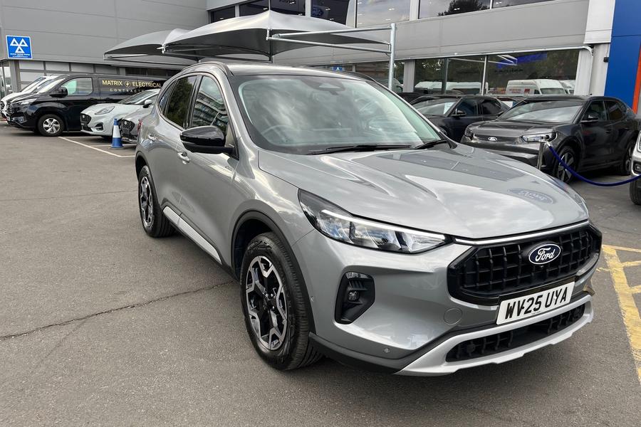 Ford KUGA Photo autoimg-fb24132a14992805f2015562b12073ed39a4e7e1.jpg