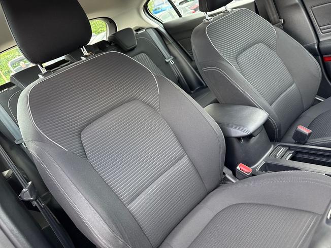 FORD Focus Photo 26