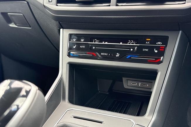 Volkswagen Polo Photo 25
