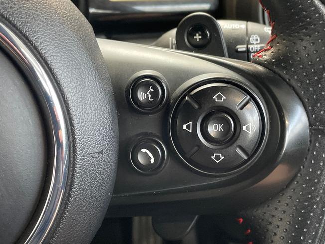 MINI Hatch Photo 17