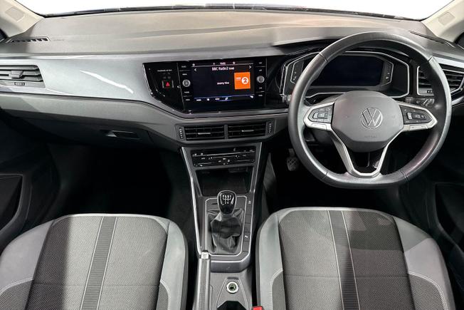VOLKSWAGEN Polo Photo 10
