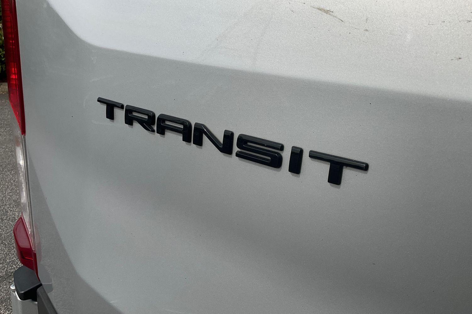 Ford TRANSIT Photo 19