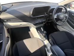 HYUNDAI i20 Photo 2