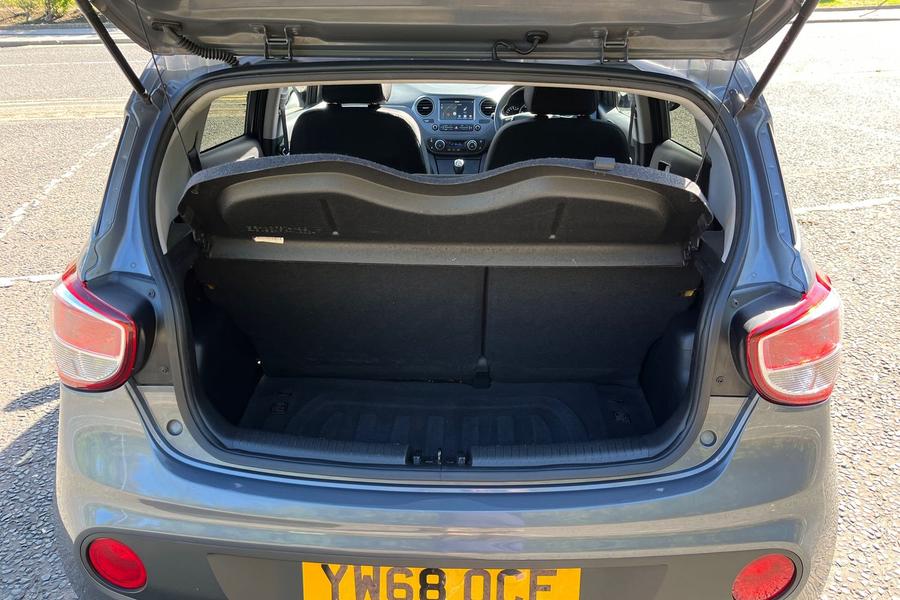 Hyundai i10 Photo autoimg-fb32440d06c33a398073fa084b39b15eb0264042.jpg