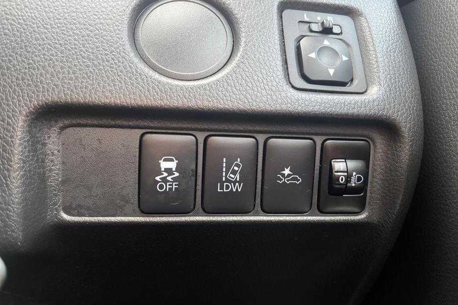 Mitsubishi L200 Photo autoimg-fb34fc53f7ae847e2eac1f09be1dfed1f273de70.jpg