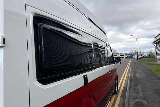 VOLKSWAGEN Grand California Photo 31