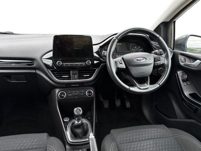 FORD Fiesta Photo 11