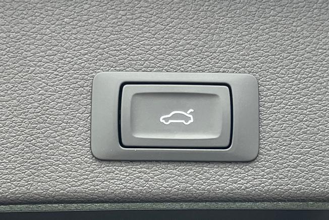AUDI Q2 Photo 38