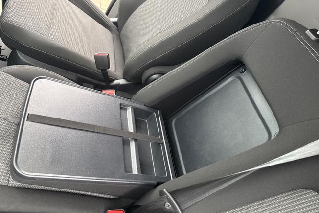 VOLKSWAGEN Transporter Photo 33