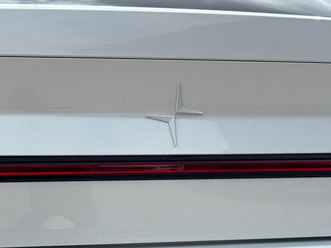 POLESTAR Polestar 2 Photo 35