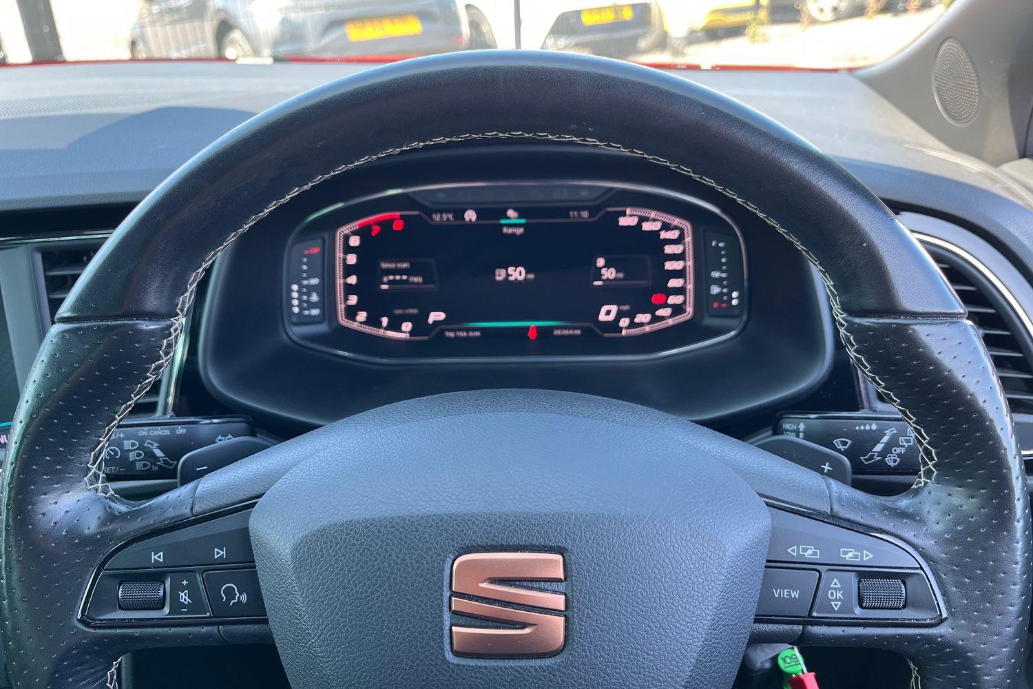 SEAT LEON Photo 11