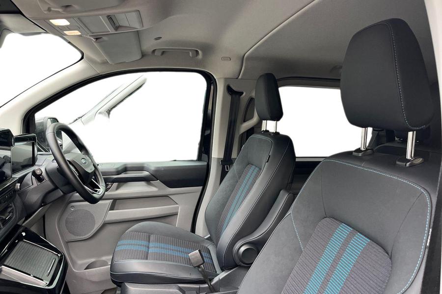 Ford TRANSIT CUSTOM Photo autoimg-fb530a8a3d9b01f3873dd4f3800f60259224c665.jpg