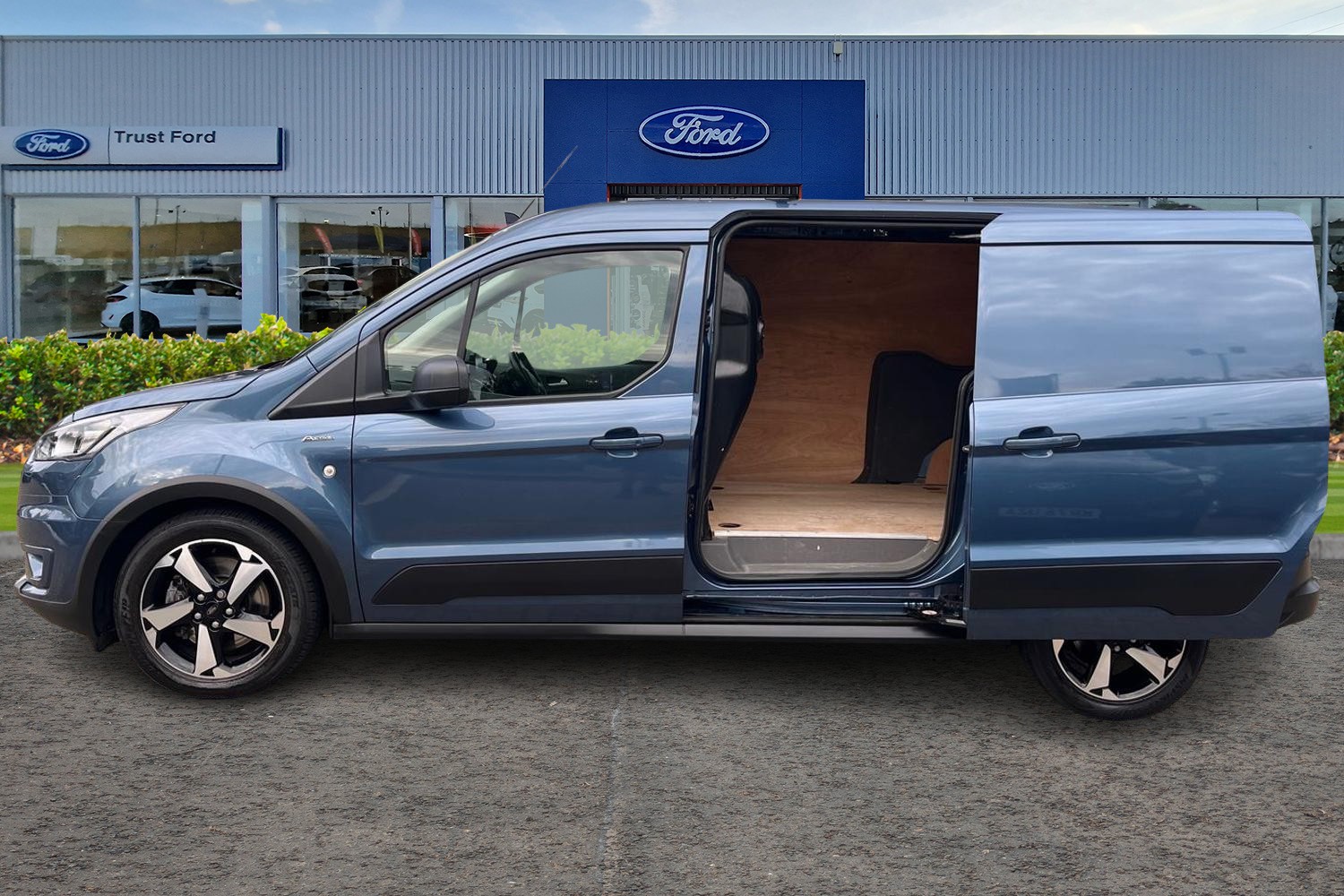 Ford TRANSIT CONNECT Photo 4