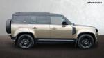 Land Rover Defender Photo 4