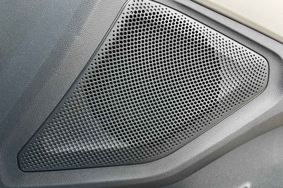Ford Explorer Photo autoimg-fb5adf9432ef58deb78955254693d11ac0c02871.jpg