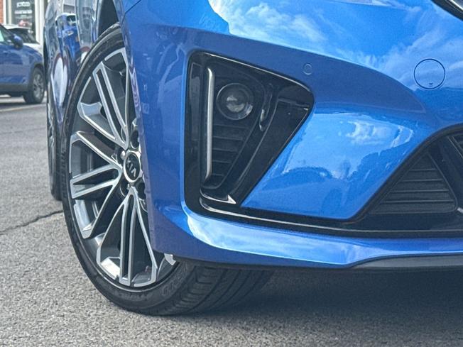 KIA ProCeed Photo 21