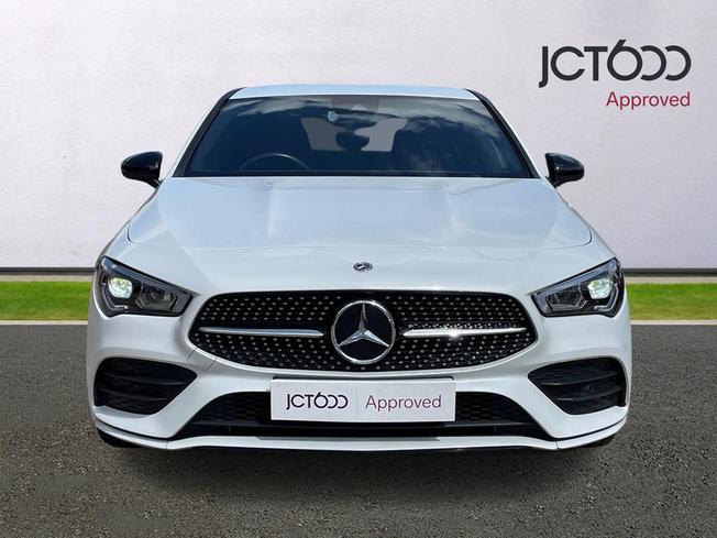 MERCEDES-BENZ CLA Photo 8