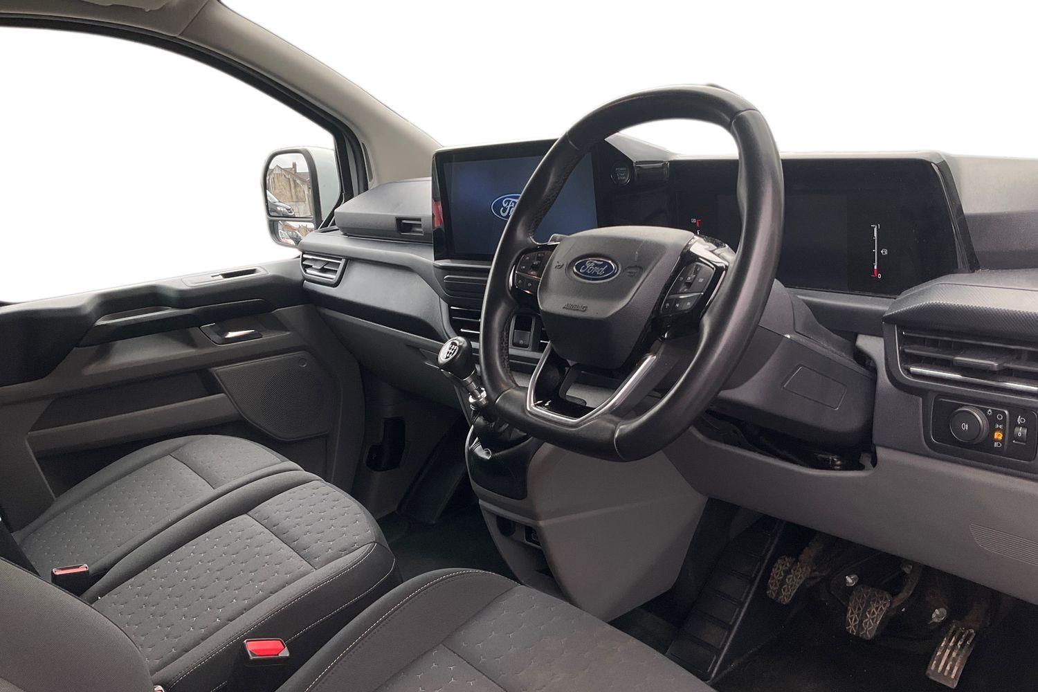 Ford TRANSIT CUSTOM Photo 13