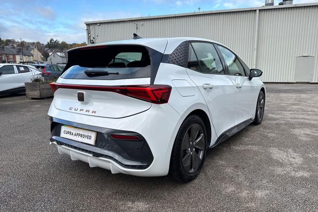 CUPRA BORN Photo 23
