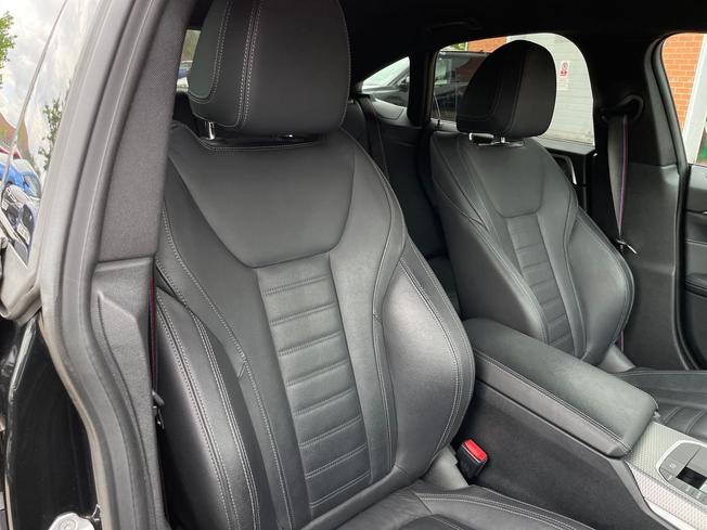 BMW I4 Photo 27