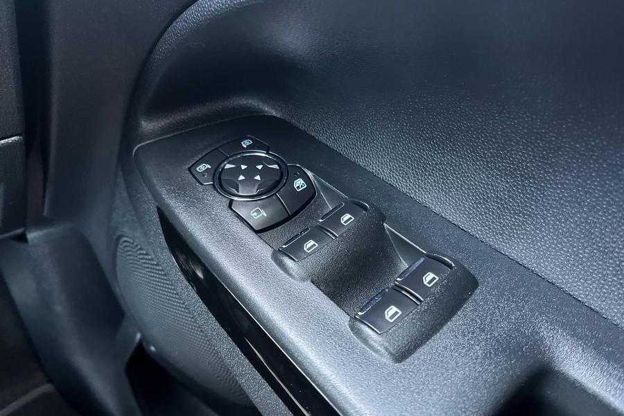 Ford ECOSPORT Photo autoimg-fb6aeae65dab64f63c5c8fbe119d1eb74fe892a3.jpg