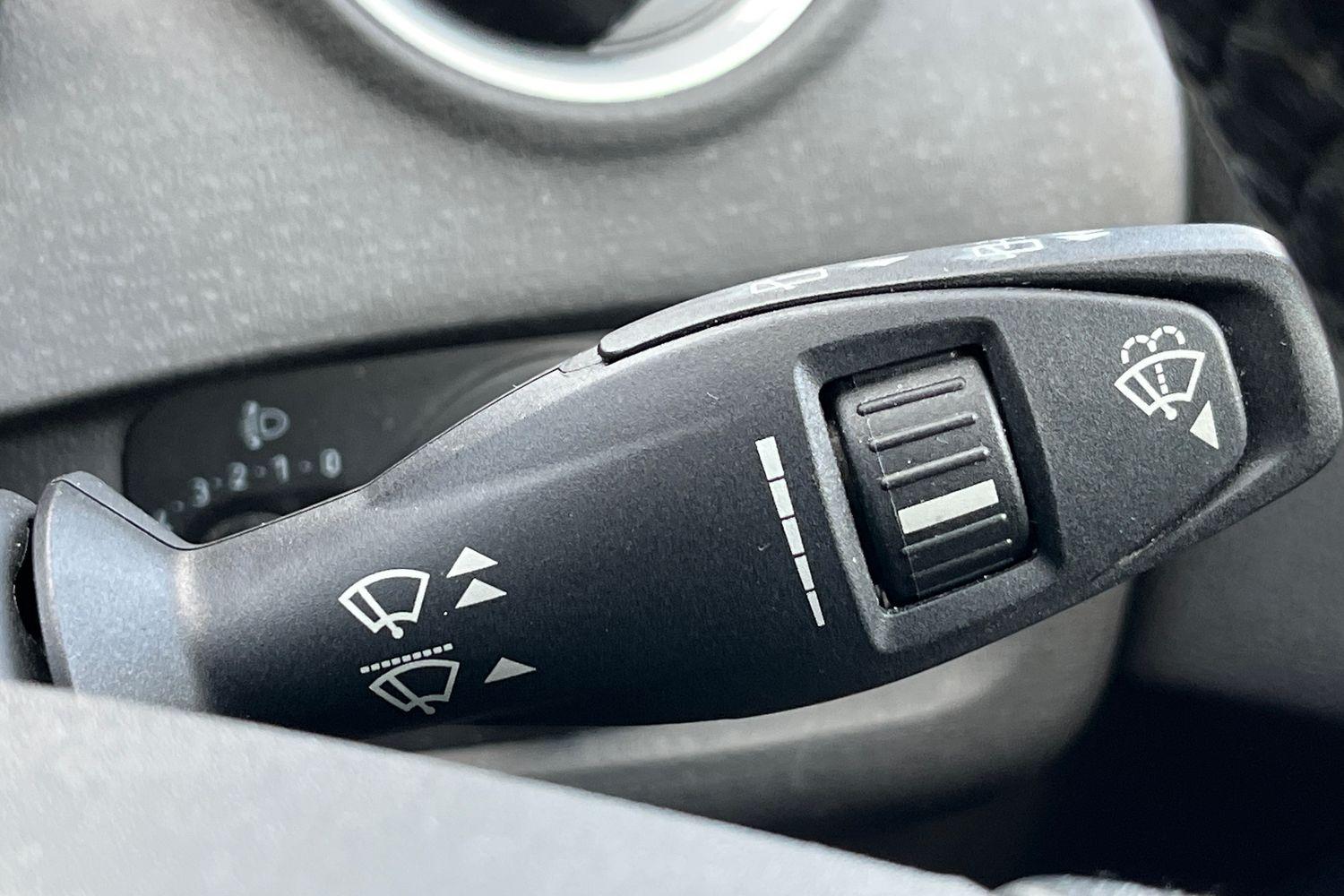 Ford FIESTA Photo 14
