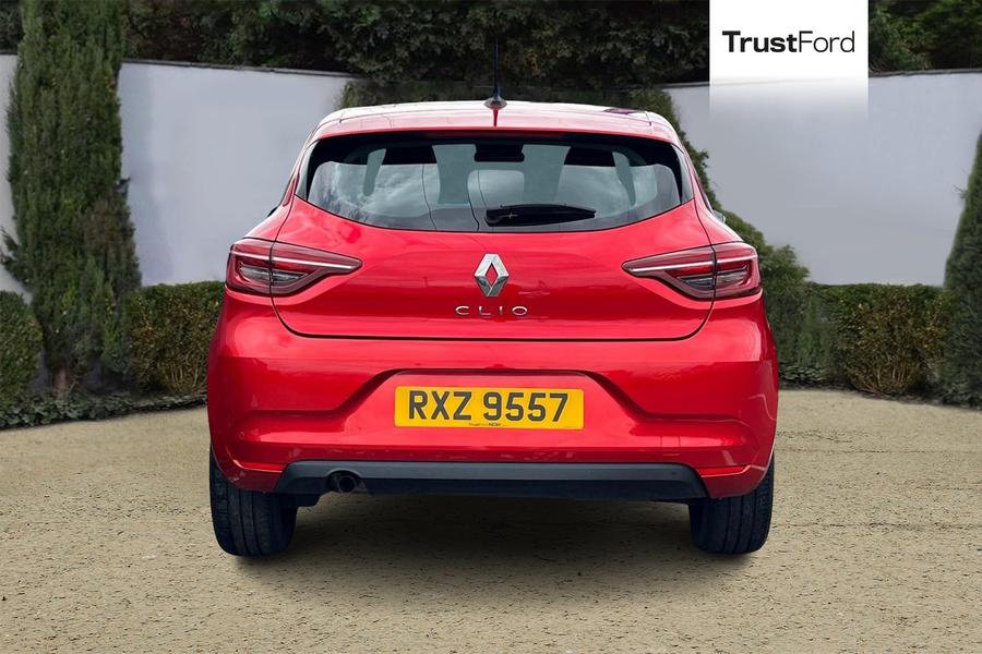 Renault CLIO Photo autoimg-fb7291d95f8317db5304b3ad2205754b2546f1c7.jpg