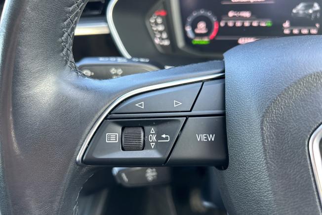 AUDI Q3 Photo 16
