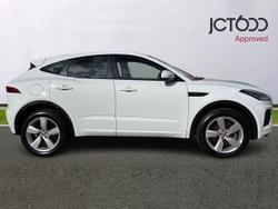 JAGUAR E-PACE Photo 4