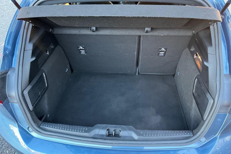 Ford FOCUS Photo autoimg-fb7c472eaf42505901d538339022c32d95761a1a.jpg