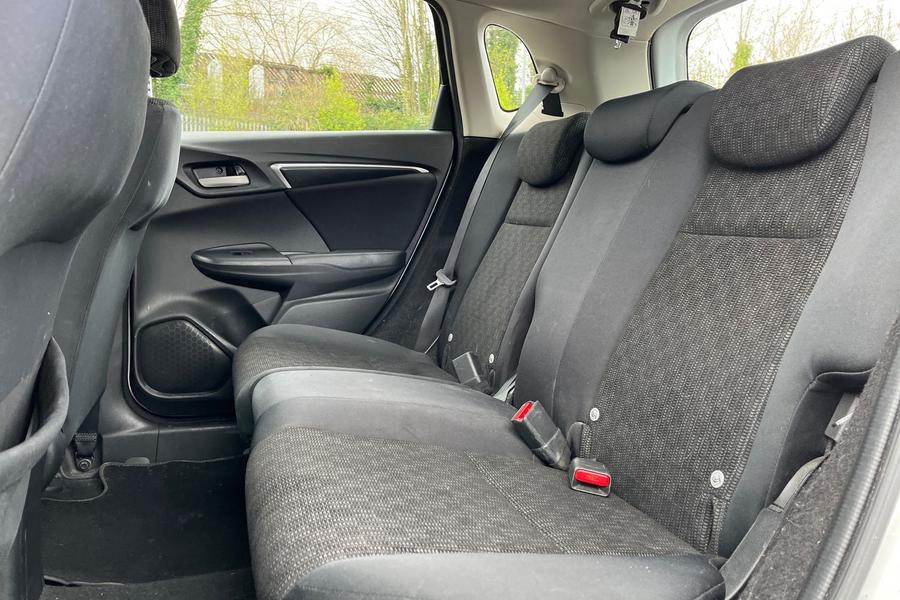 Honda Jazz Photo autoimg-fb7d16a14a820ac004b8185307b2a0c05a5239fb.jpg