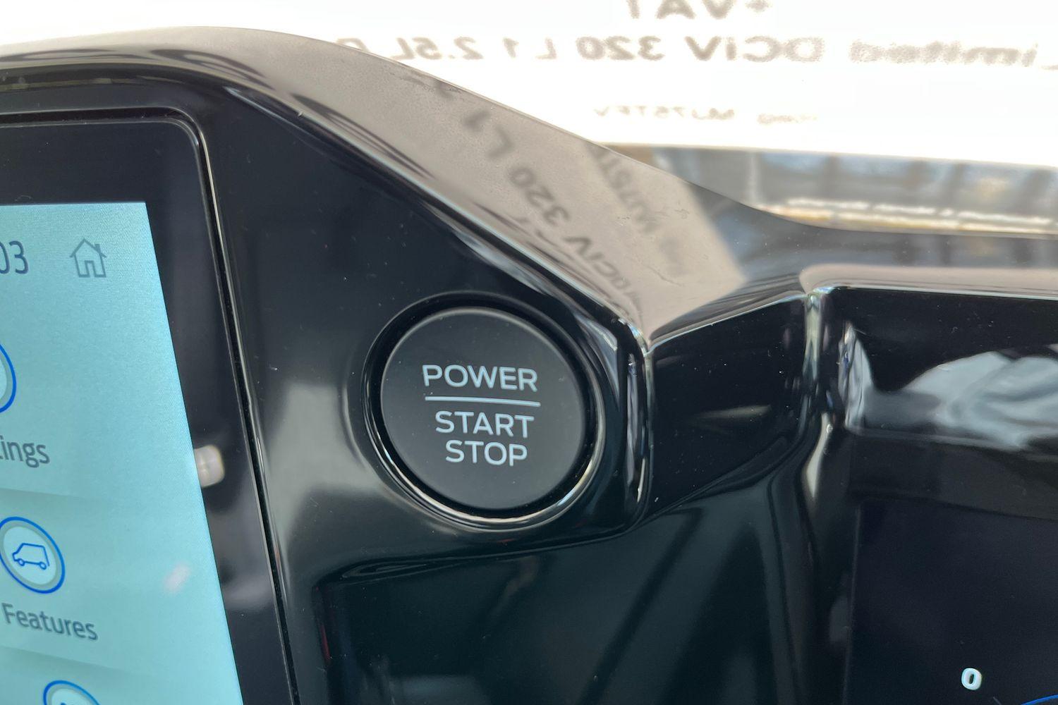Ford TRANSIT CUSTOM Photo 17