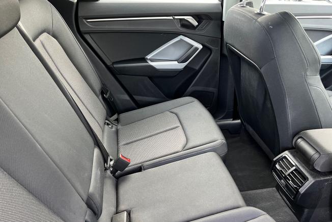 AUDI Q3 Photo 44