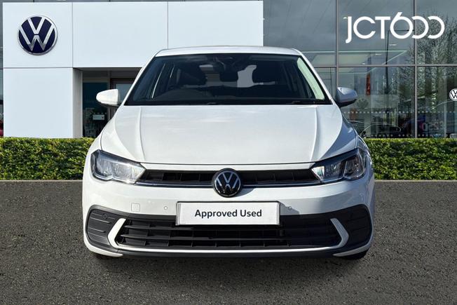VOLKSWAGEN Polo Photo 8