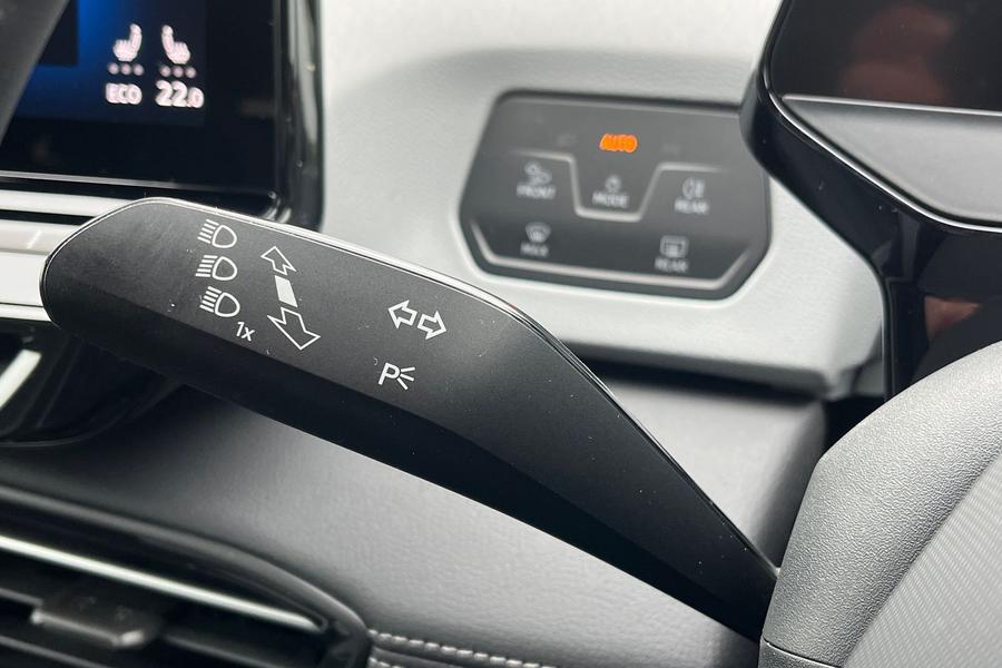 Volkswagen ID.3 Photo autoimg-fb820a280c02f0001fe6689ae257892ea21b9894.jpg