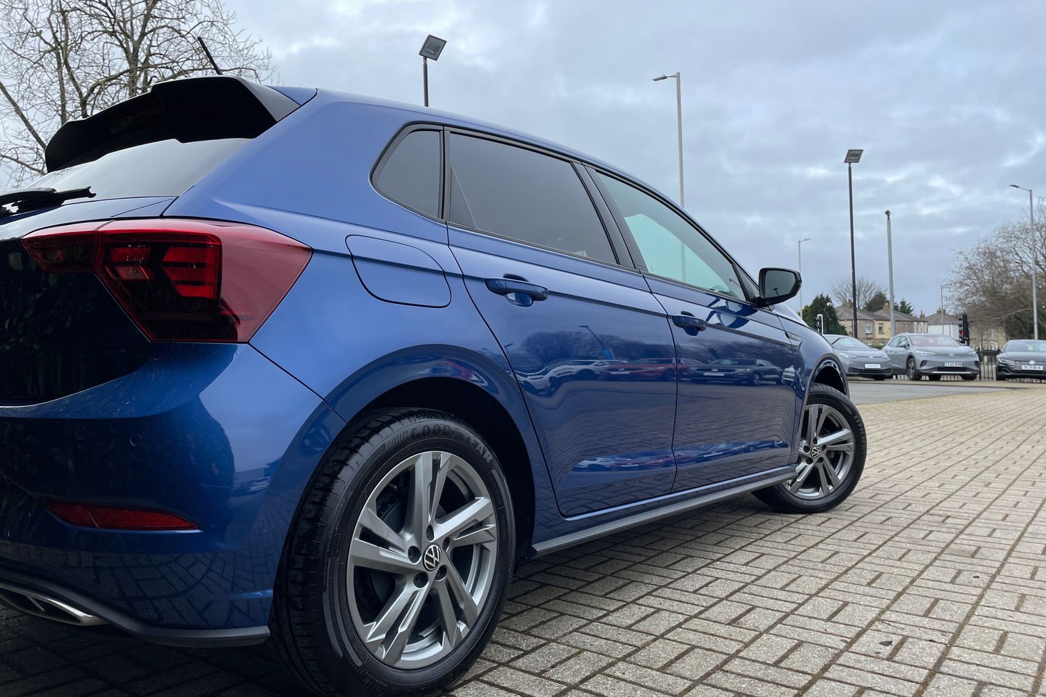 polo blue line