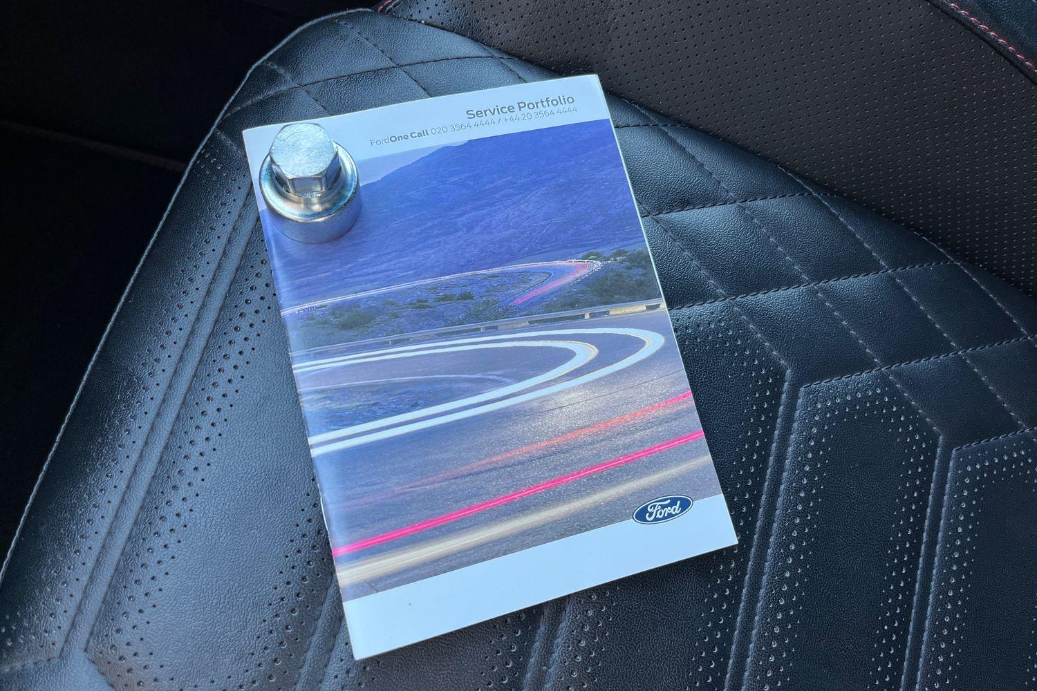 Ford FOCUS Photo 21