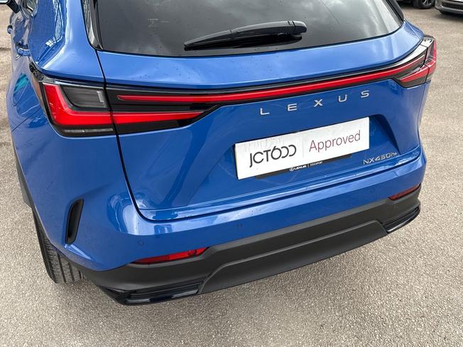 LEXUS Nx Photo 23