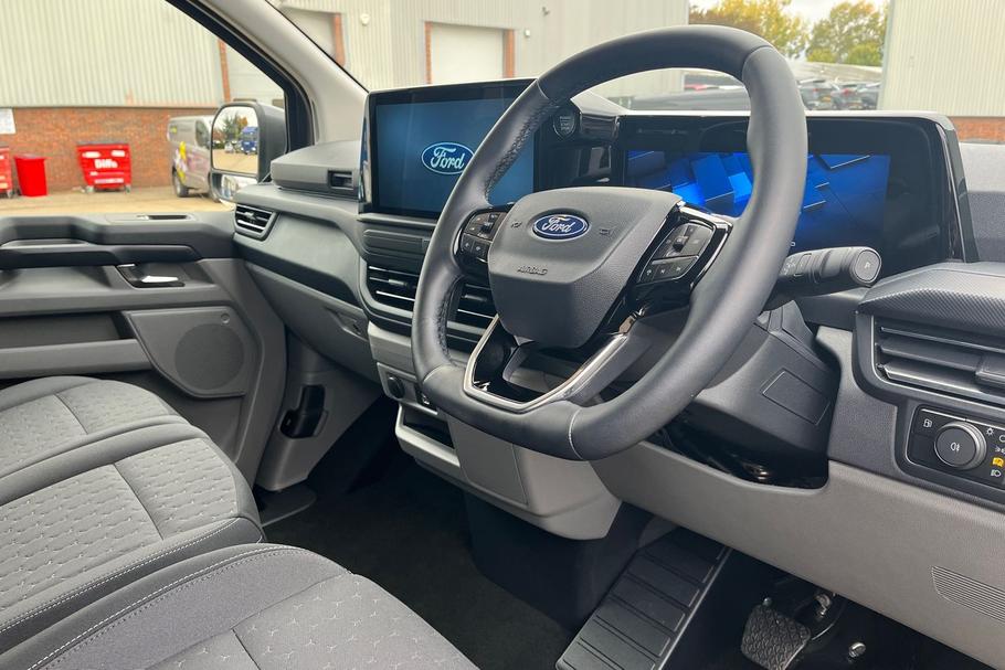 Used Ford TRANSIT CUSTOM 15