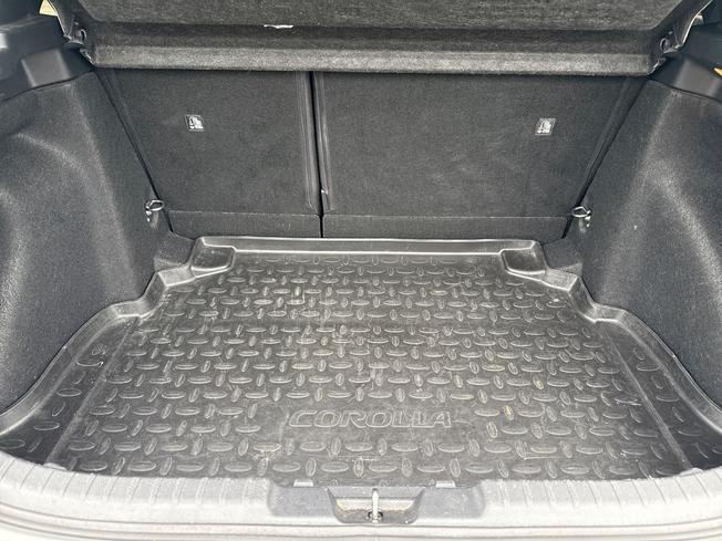 TOYOTA Corolla Photo 12