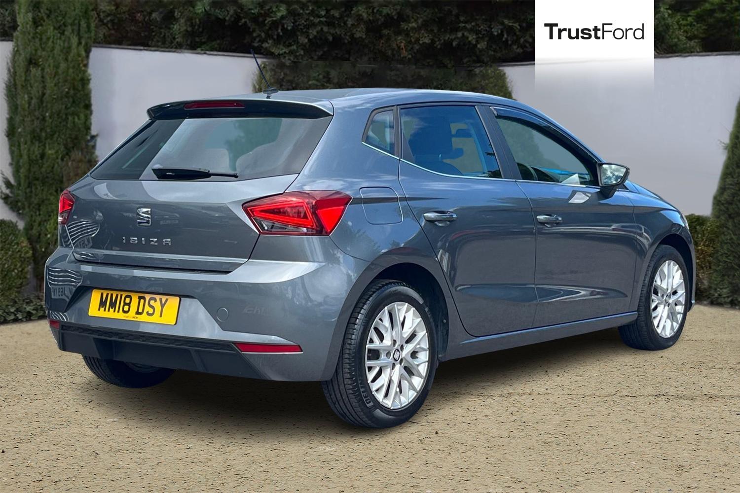 SEAT IBIZA Photo 3